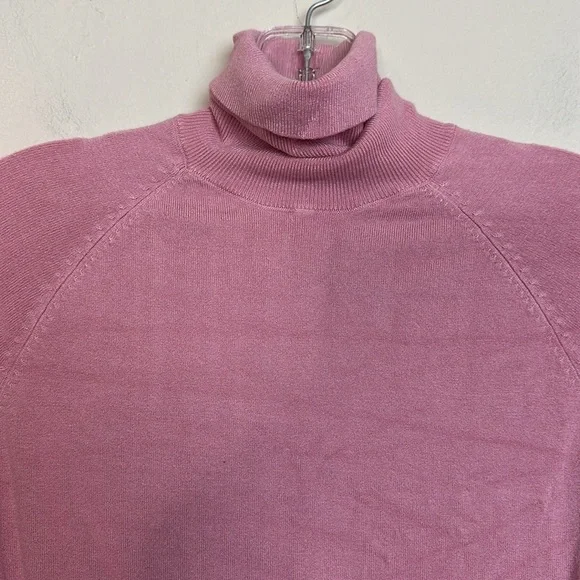 Zara High Collar Turtleneck Fine Ribbed Knit 3/4 Sleeve Sweater in Pink - Picture 11 of 14